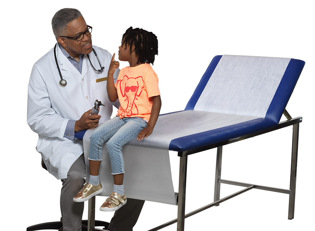2019138_Allways_Day4_MaleDoctorWithChildPatient_0218_Final